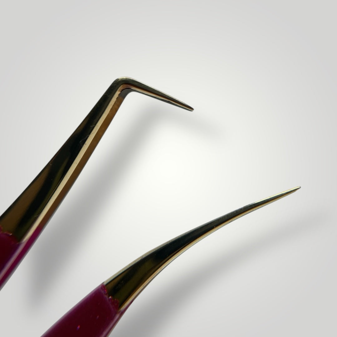 LOCKED IN TWEEZER DUO